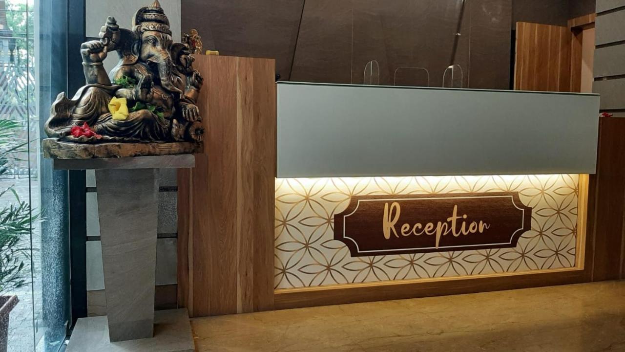 Hotel Royal City Siliguri Exterior photo
