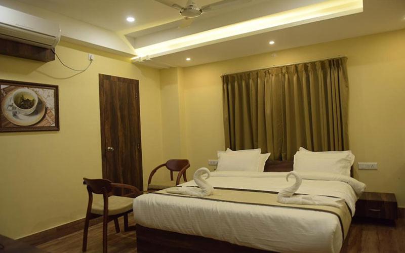 Hotel Royal City Siliguri Exterior photo
