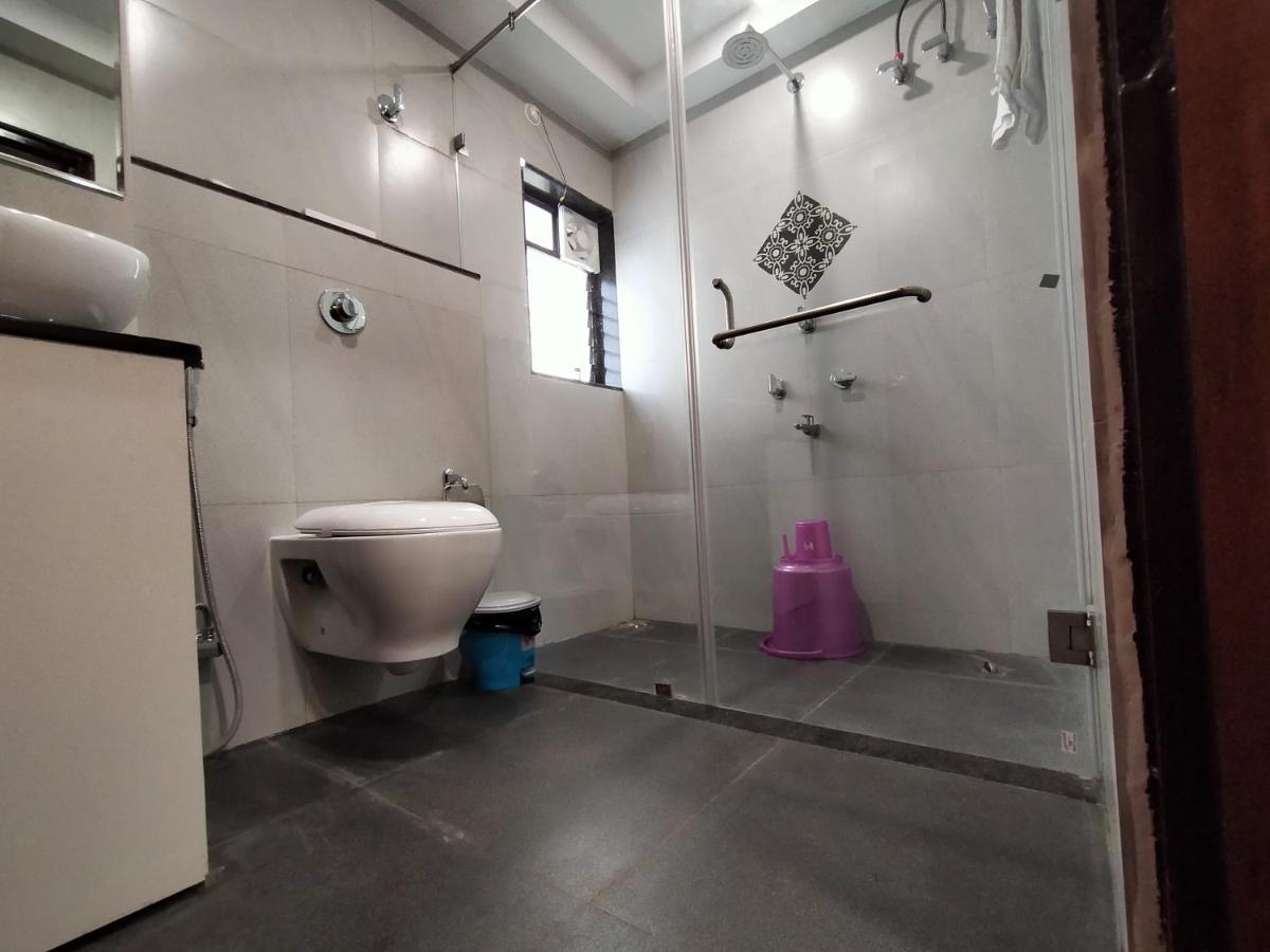 Hotel Royal City Siliguri Exterior photo