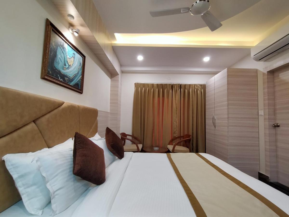 Hotel Royal City Siliguri Exterior photo